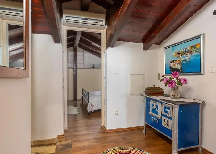 Beautiful Stone House Obrs With Indoor Pool Sveti Anton (Krk)