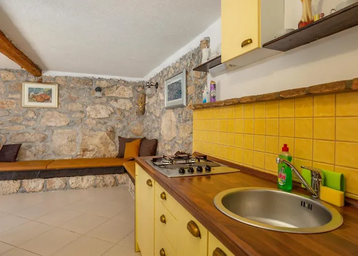 Beautiful Stone House Obrs With Indoor Pool וילה Sveti Anton (Krk)