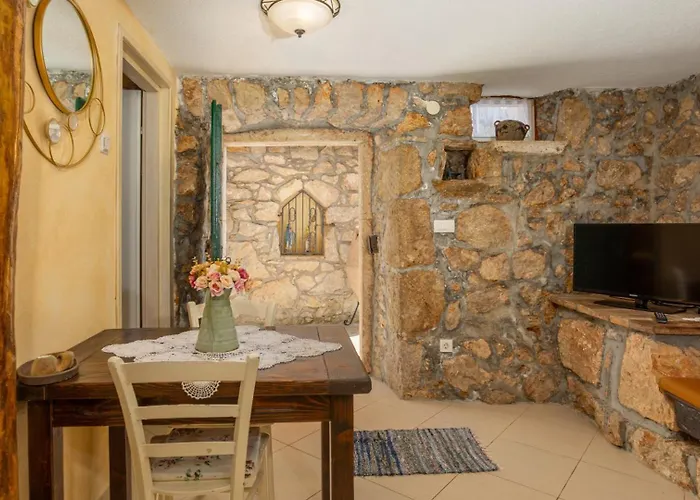 Beautiful Stone House Obrs With Indoor Pool Sveti Anton (Krk)