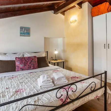 Beautiful Stone House Obrs With Indoor Pool Vila Kraj (Istria)