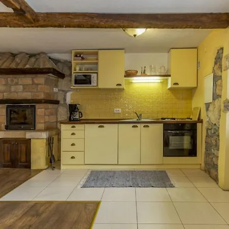 Vilă Beautiful Stone House Obrs With Indoor Pool Kraj (Istria)