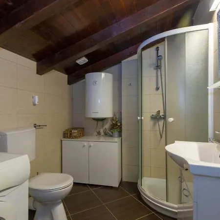 Vilă Beautiful Stone House Obrs With Indoor Pool *