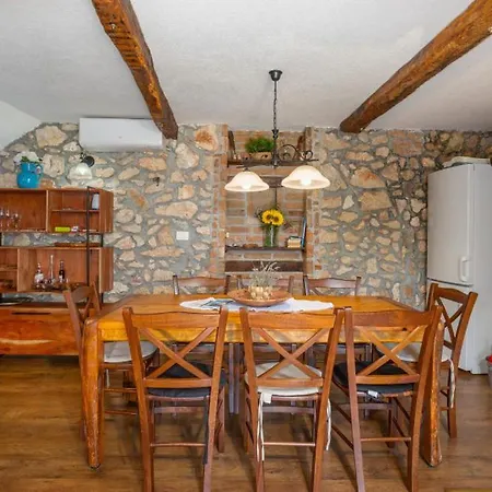Vilă Beautiful Stone House Obrs With Indoor Pool Kraj (Istria)